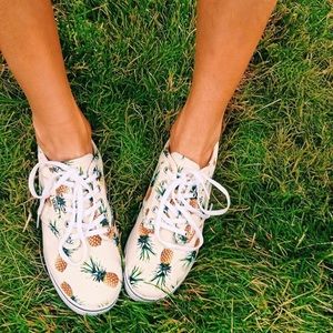 Vans Atwood Low Pineapple Shoe